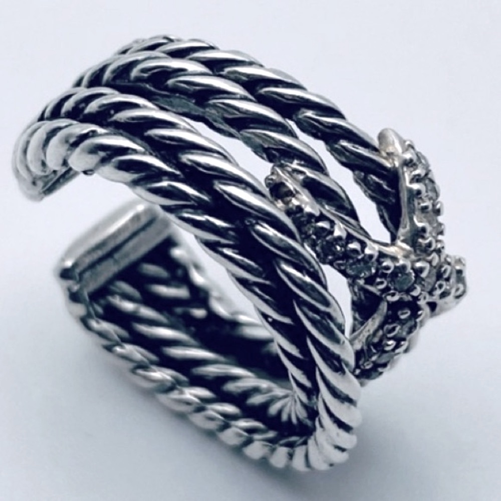 David Yurman Single X Crossover Ring W/Diamonds - Picture 6 of 10